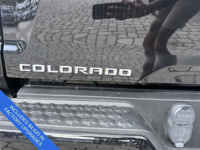Used 2023 Chevrolet Colorado Trail Boss AWD/4WD image 38