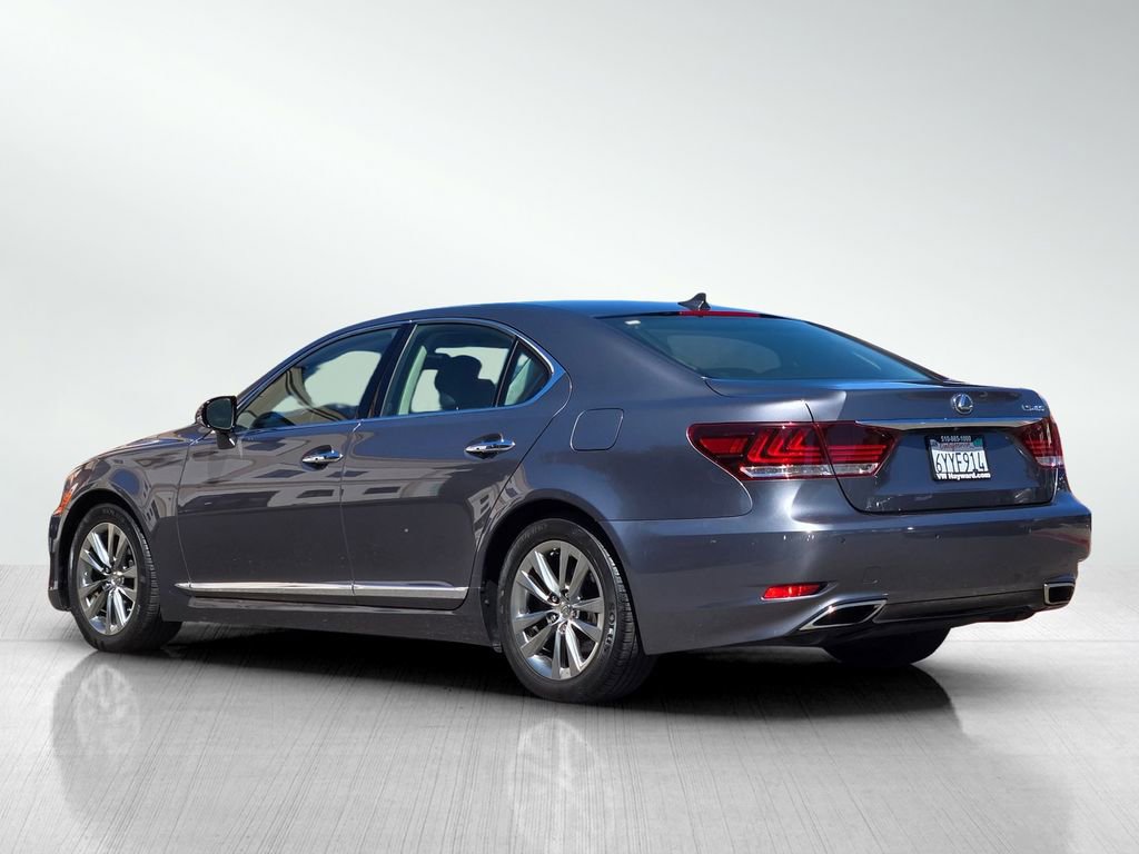 Used 2013 Lexus LS 460 w/ Comfort Pkg image 6