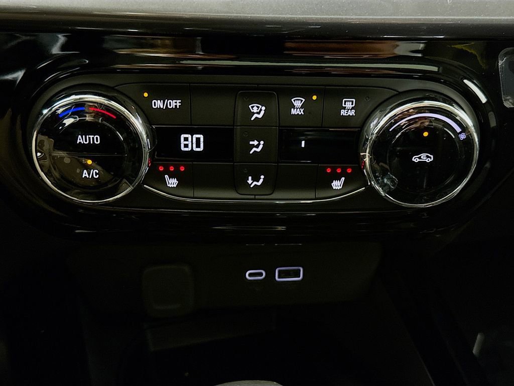 New 2026 Chevrolet Trax ACTIV w/ Sunroof Package image 15