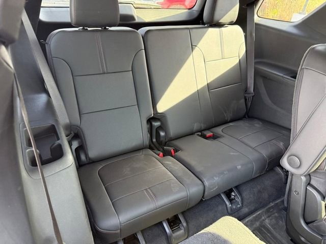 Used 2023 Chevrolet Traverse RS w/ LPO, Floor Liner Package image 11