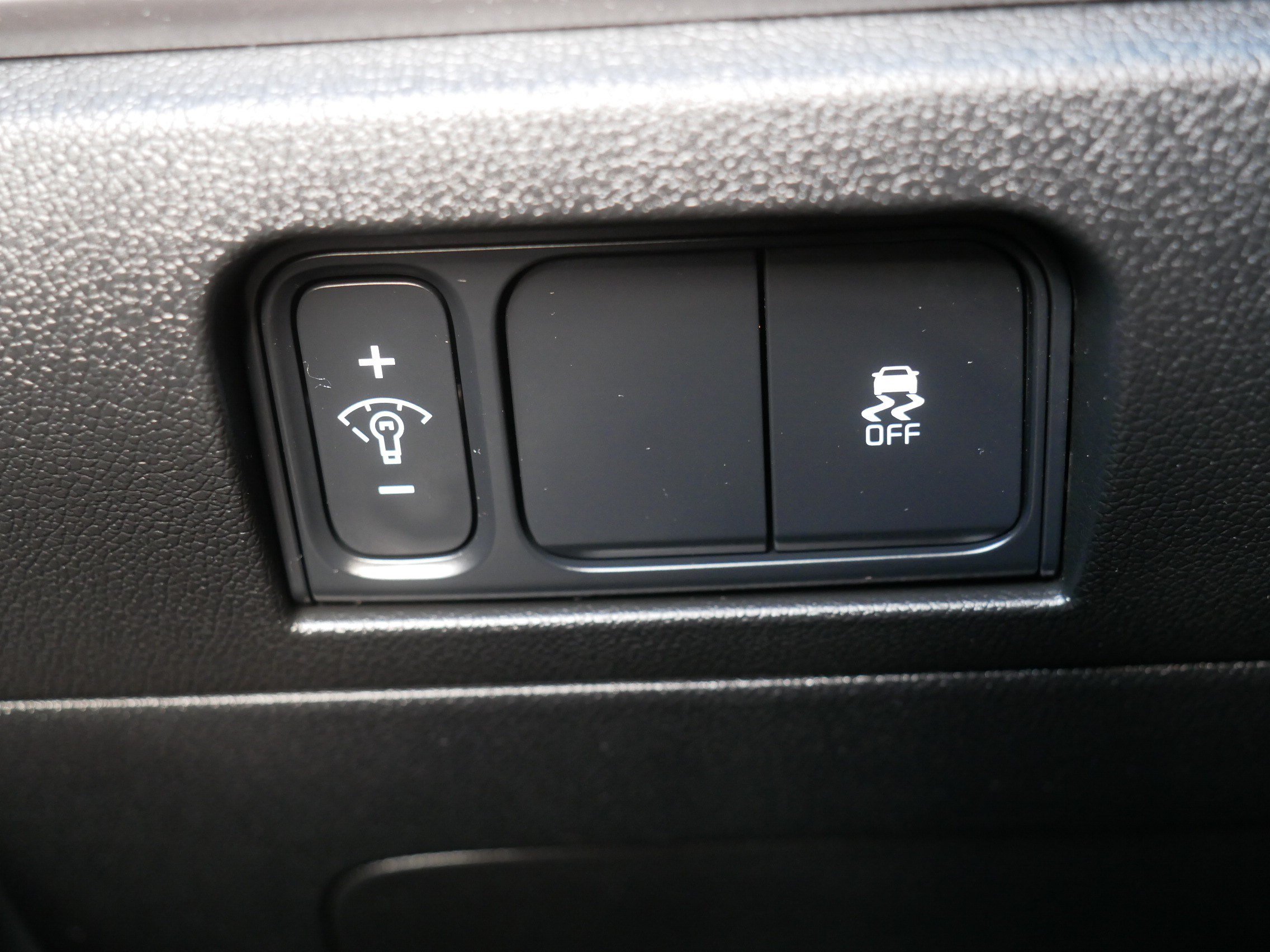 Certified 2025 Kia Sorento S AWD/4WD image 26