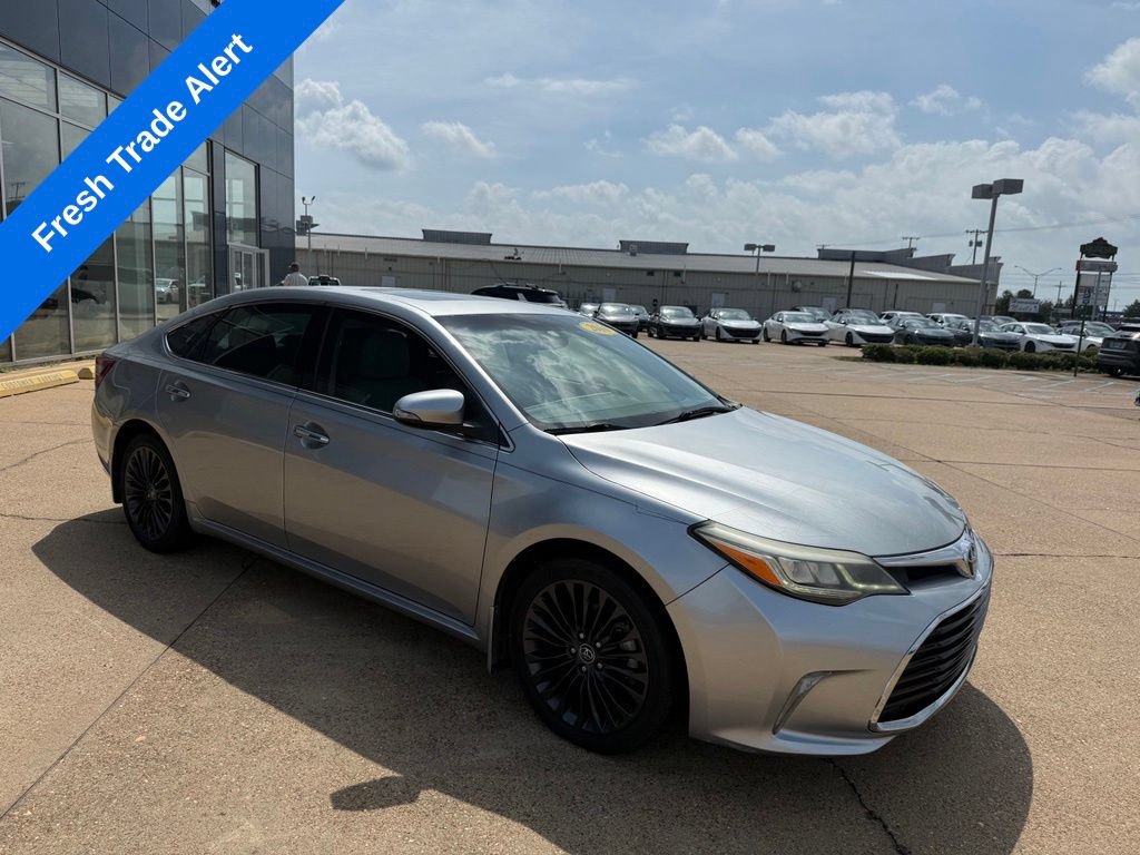 Used 2016 Toyota Avalon Touring FWD image 7