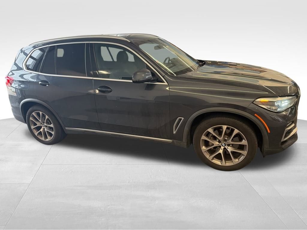 Used 2019 BMW X5 xDrive40i w/ Premium Package 2 image 3