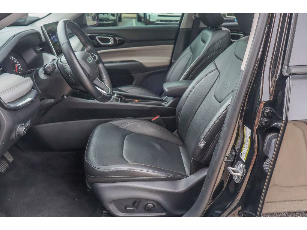 Used 2022 Jeep Compass Limited w/ Sun and Sound Group image 10