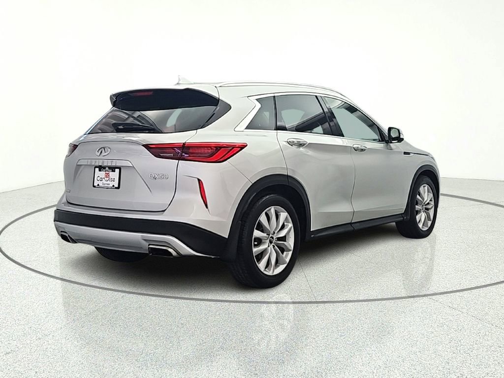 Used 2019 INFINITI QX50 Essential AWD/4WD image 7