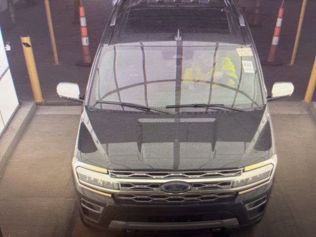 Used 2022 Ford Expedition Platinum image 14