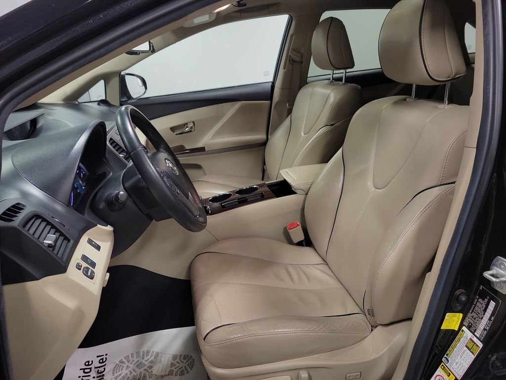 Used 2013 Toyota Venza XLE image 13
