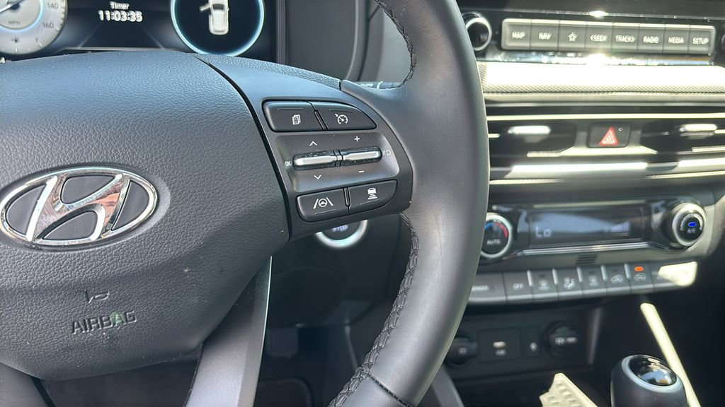 Used 2023 Hyundai Kona Limited AWD/4WD image 18