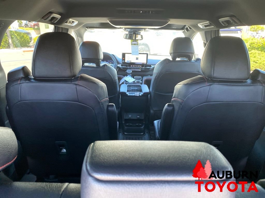 New 2026 Toyota Sienna XSE AWD/4WD image 12
