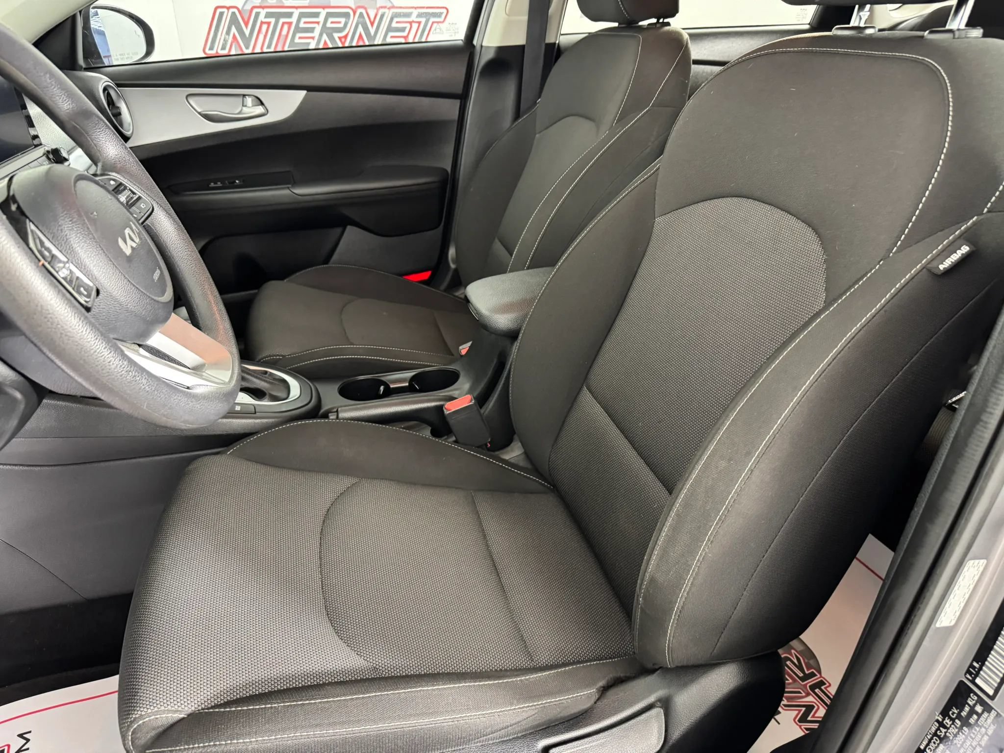 Used 2023 Kia Forte LXS w/ LXS Technology Package FWD image 30
