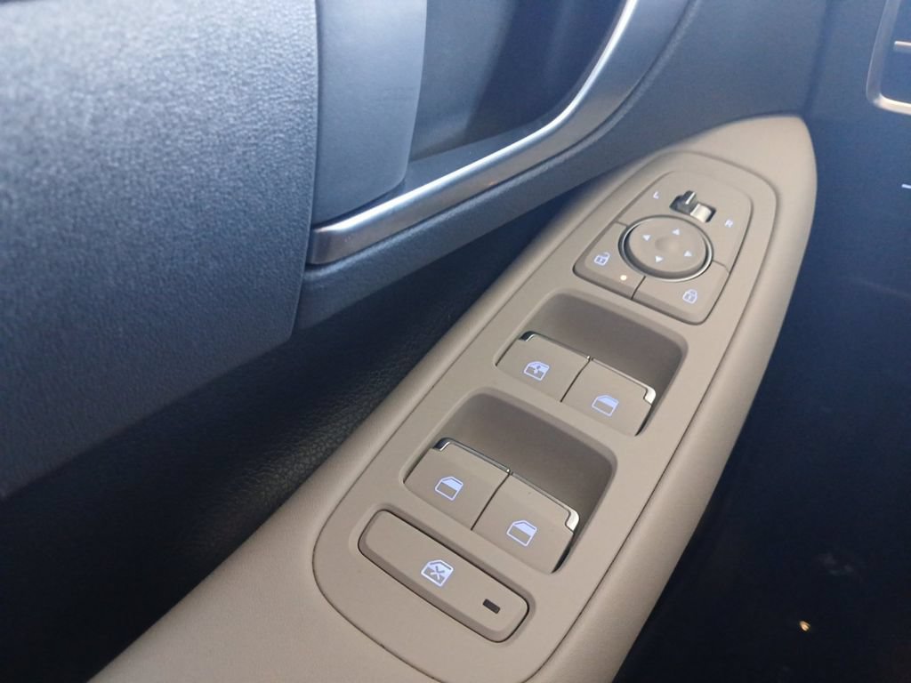 Used 2026 Hyundai Sonata SE FWD image 23