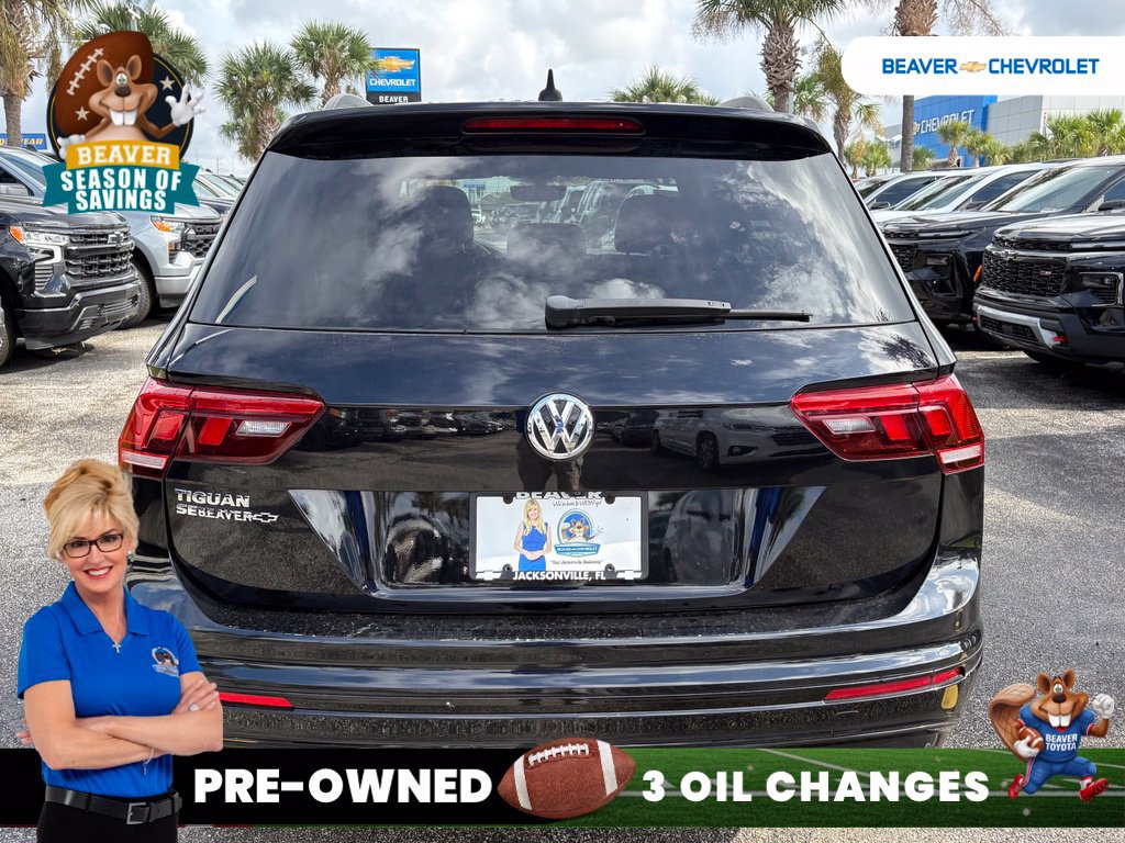 Used 2021 Volkswagen Tiguan SE R-Line FWD image 6