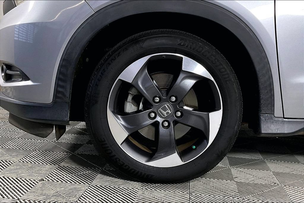 Used 2018 Honda HR-V EX image 8