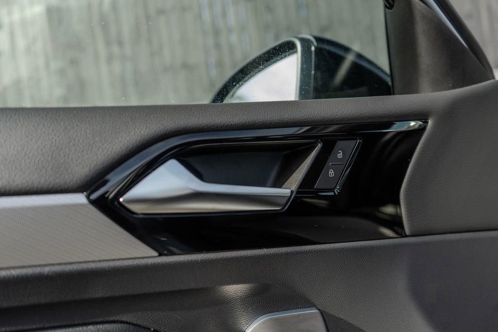 Used 2021 Volkswagen Jetta R-Line w/ R-Line Cold Weather Package image 30