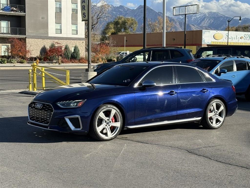 Used 2021 Audi S4 Premium Plus w/ Premium Plus Package AWD/4WD image 3