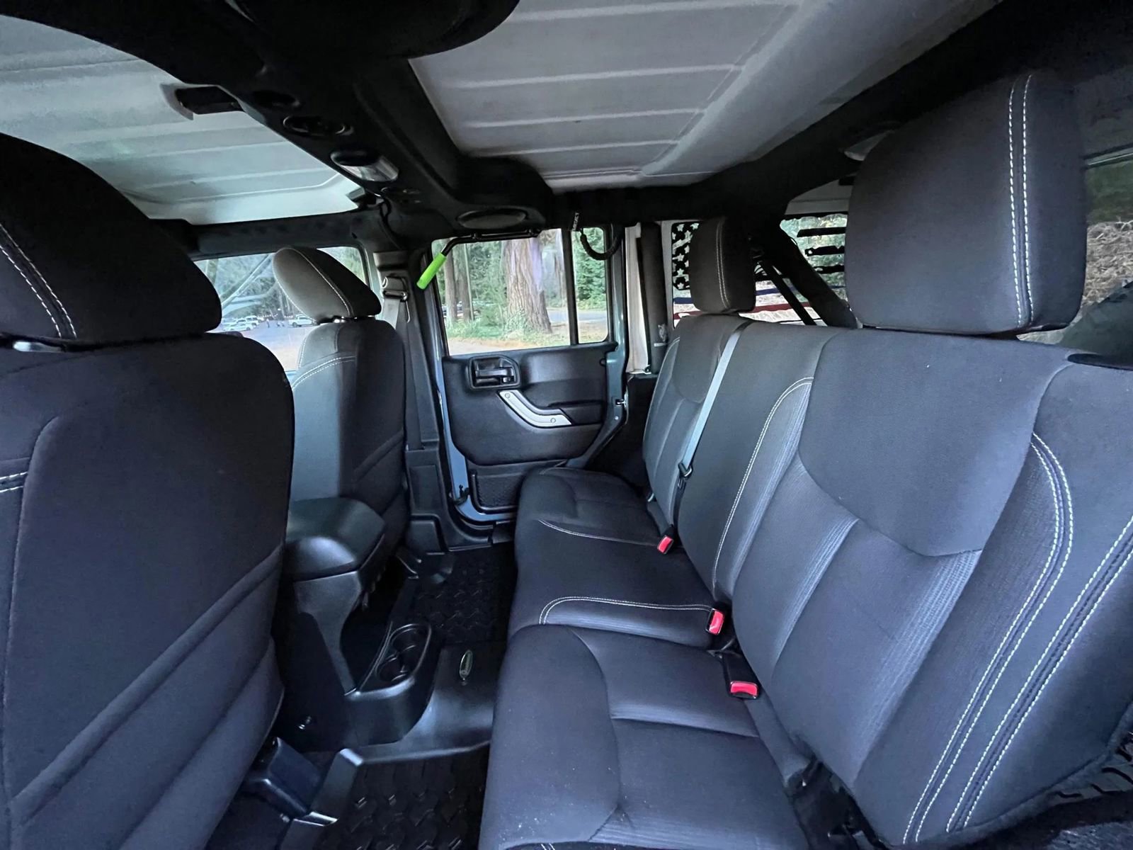 Used 2014 Jeep Wrangler Unlimited Sahara w/ Max Tow Package image 12