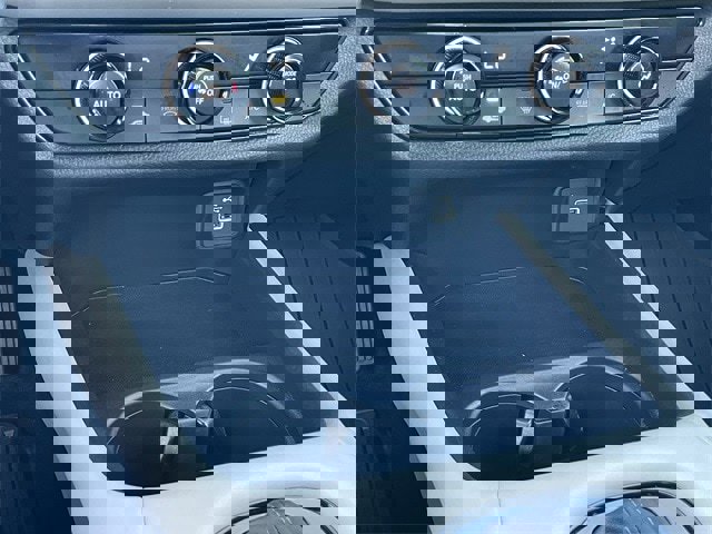 Certified 2025 Honda HR-V LX image 18