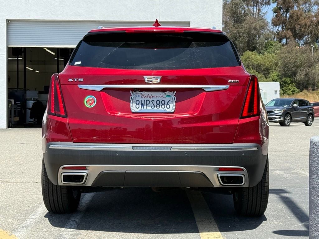 Used 2022 Cadillac XT5 Premium Luxury FWD image 8