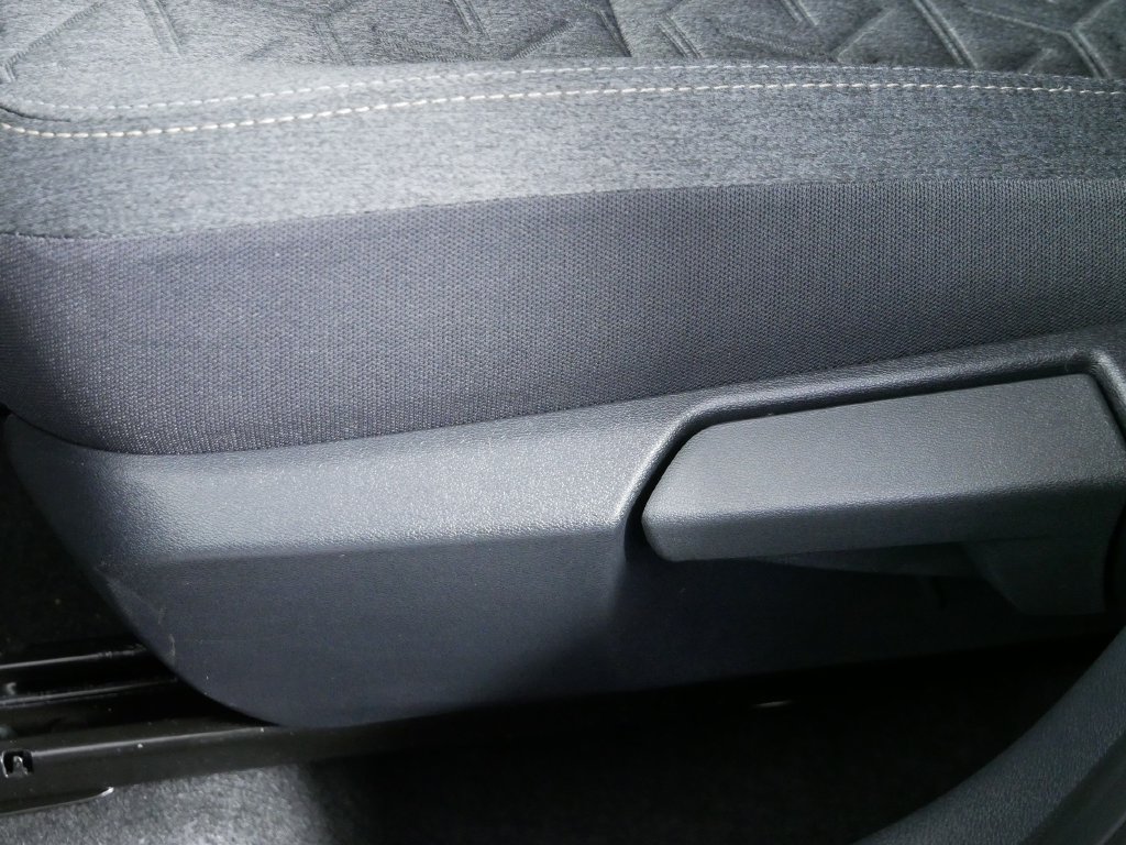 New 2027 Nissan Kicks SV AWD/4WD image 20