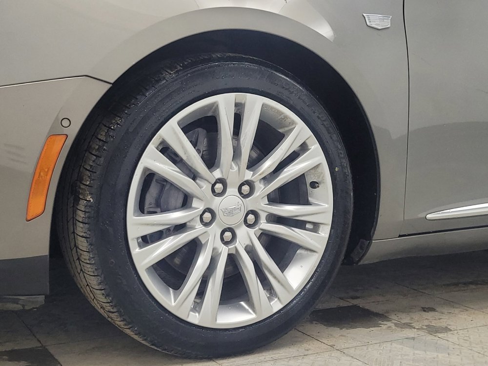 Used 2019 Cadillac XTS Luxury image 31