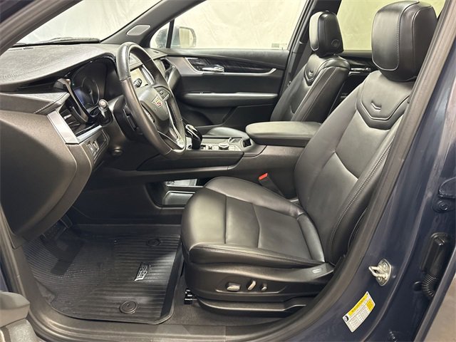 Certified 2024 Cadillac XT6 Premium Luxury w/ LPO, Floor Liner Package image 10
