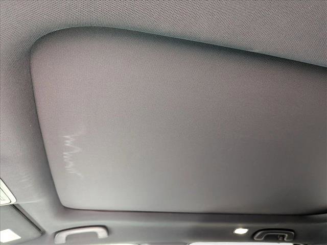 Used 2025 Honda Pilot Black Edition image 14