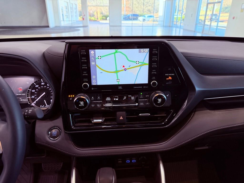 Used 2022 Toyota Highlander XSE image 26