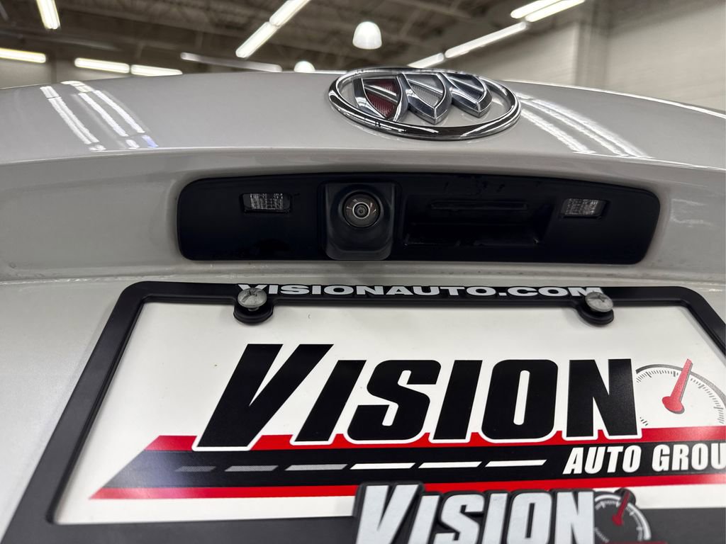Used 2023 Buick Envision Essence w/ Technology Package I image 16