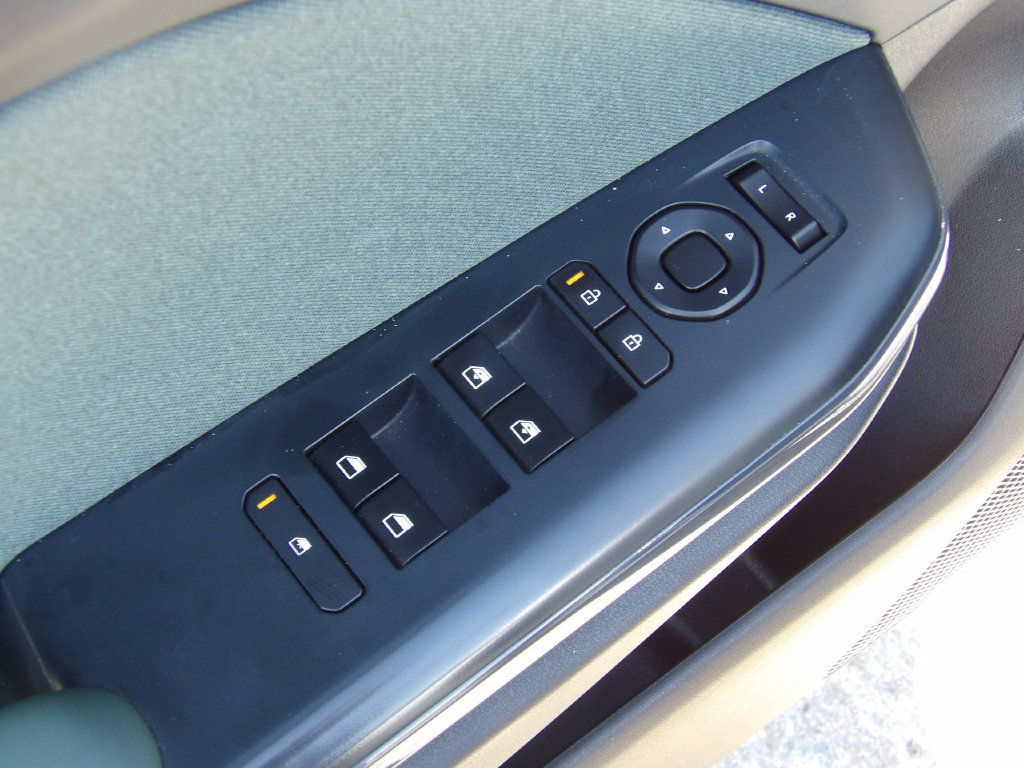 Certified 2025 Kia K4 EX FWD image 10