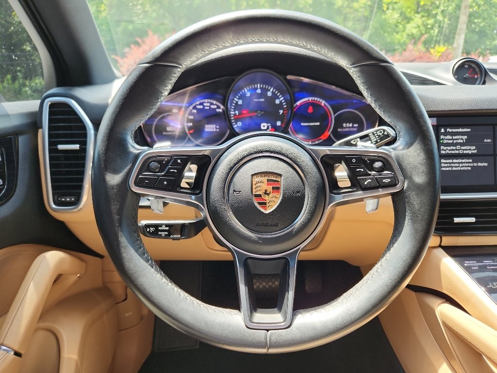 Certified 2020 Porsche Cayenne AWD/4WD image 18
