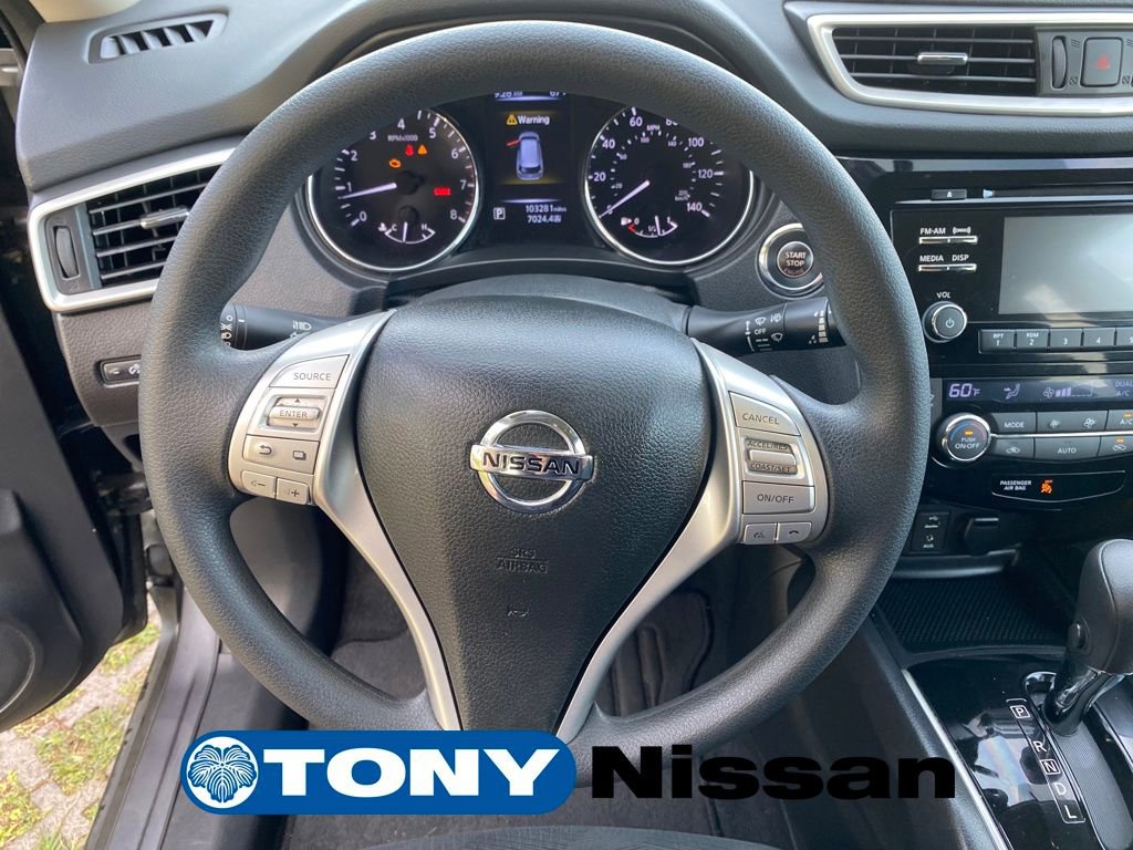 Used 2016 Nissan Rogue SV image 13