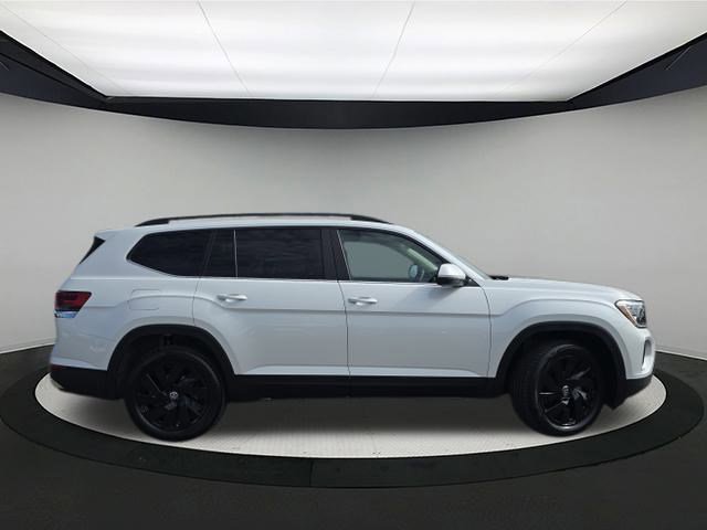 New 2026 Volkswagen Atlas SE image 8