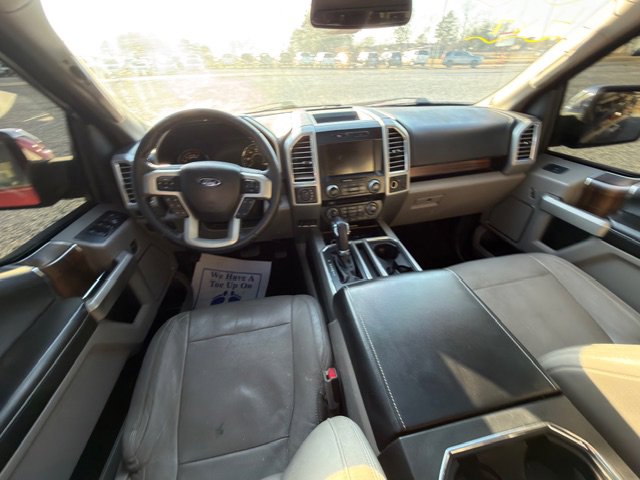 Used 2015 Ford F150 Lariat w/ Equipment Group 502A Luxury image 10