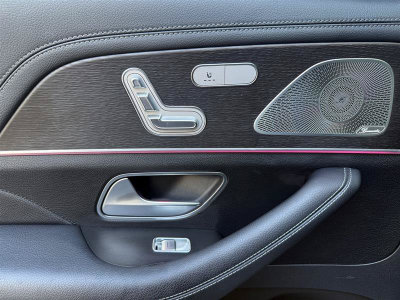 Used 2024 Mercedes-Benz GLS 450 4MATIC image 22