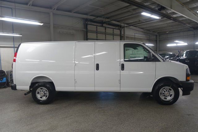 New 2025 Chevrolet Express 3500 Extended w/ Driver Convenience Package image 8