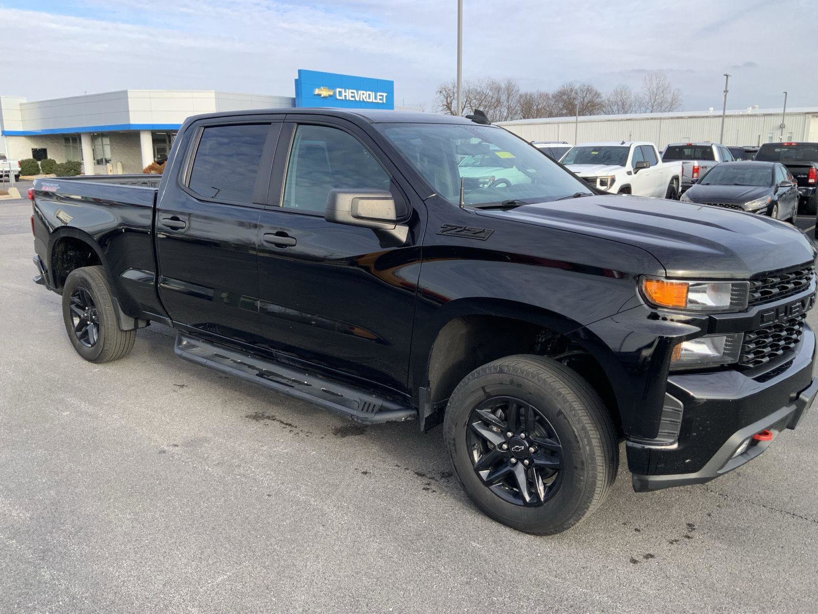 Used 2019 Chevrolet Silverado 1500 Custom Trail Boss w/ Custom Convenience Package image 2