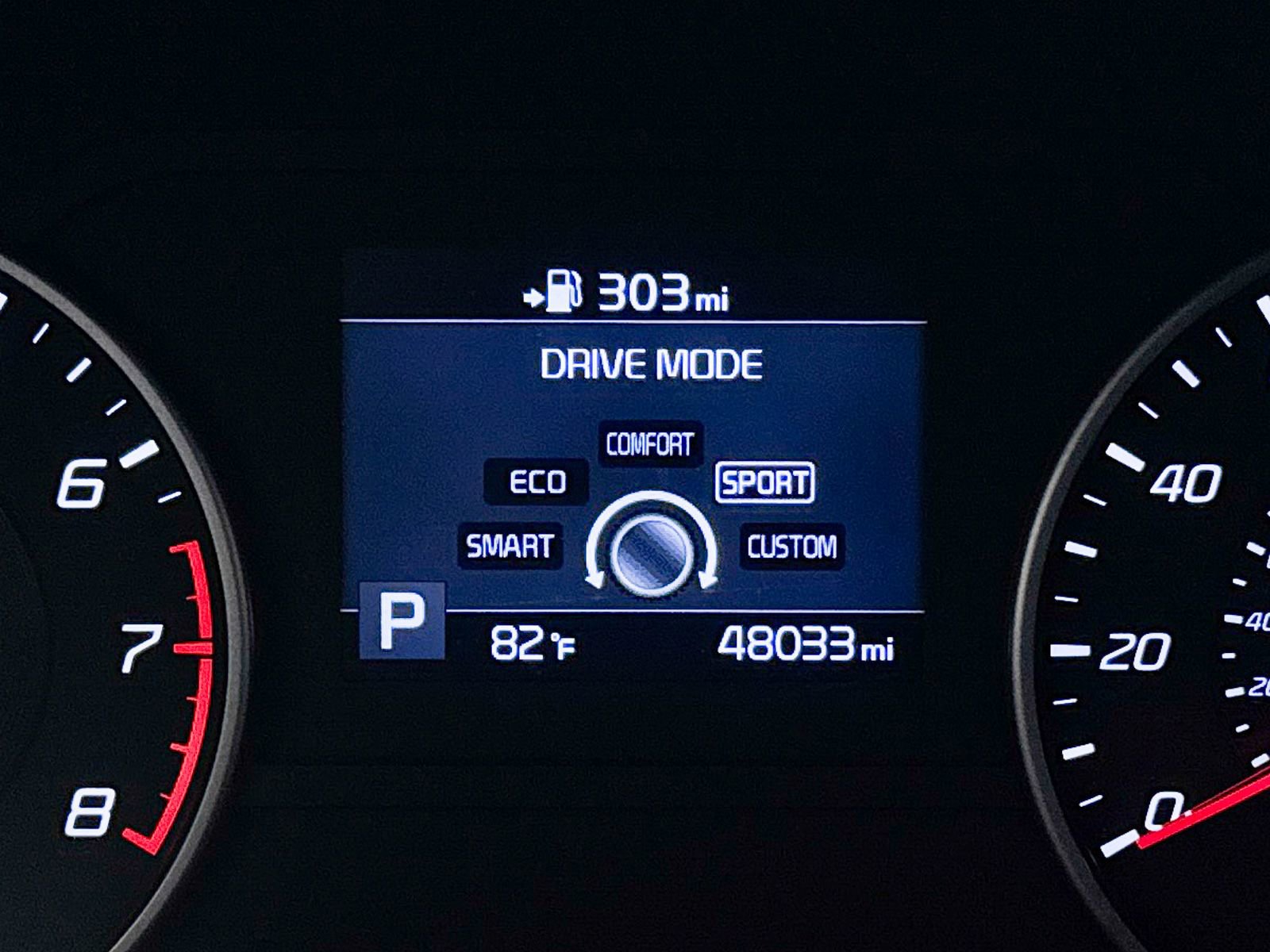 Used 2019 Kia Stinger RWD image 8