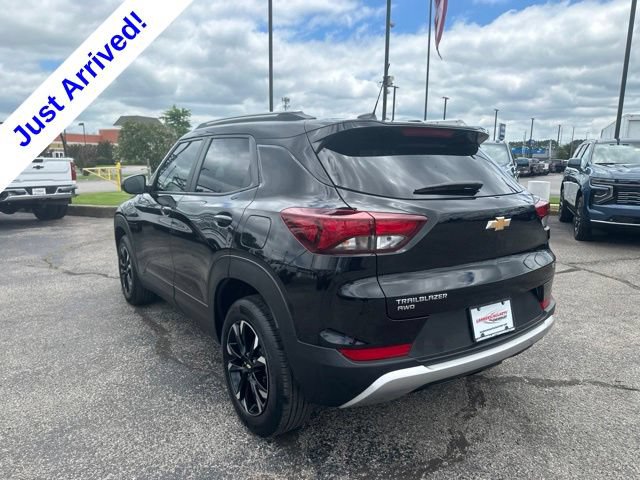 Used 2023 Chevrolet TrailBlazer LT AWD/4WD image 5