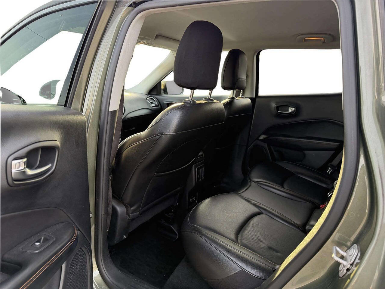 Used 2020 Jeep Compass Limited AWD/4WD image 13