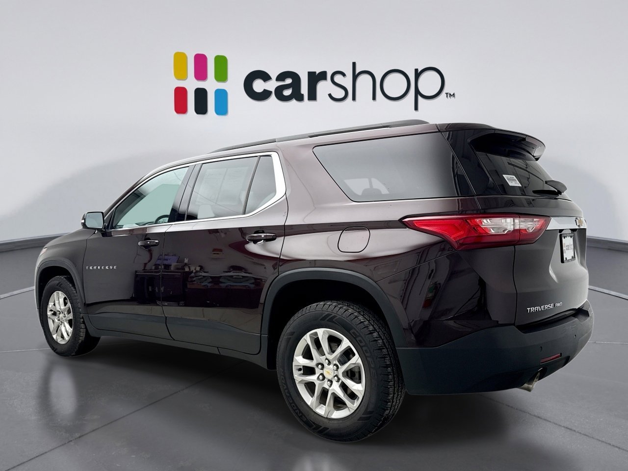 Used 2020 Chevrolet Traverse LT image 3