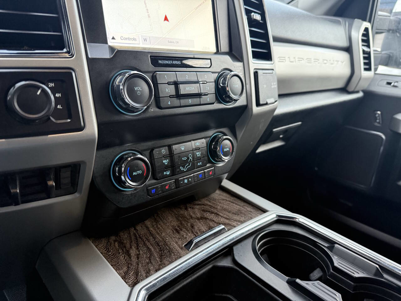 Used 2019 Ford F450 Lariat w/ Lariat Ultimate Package image 2