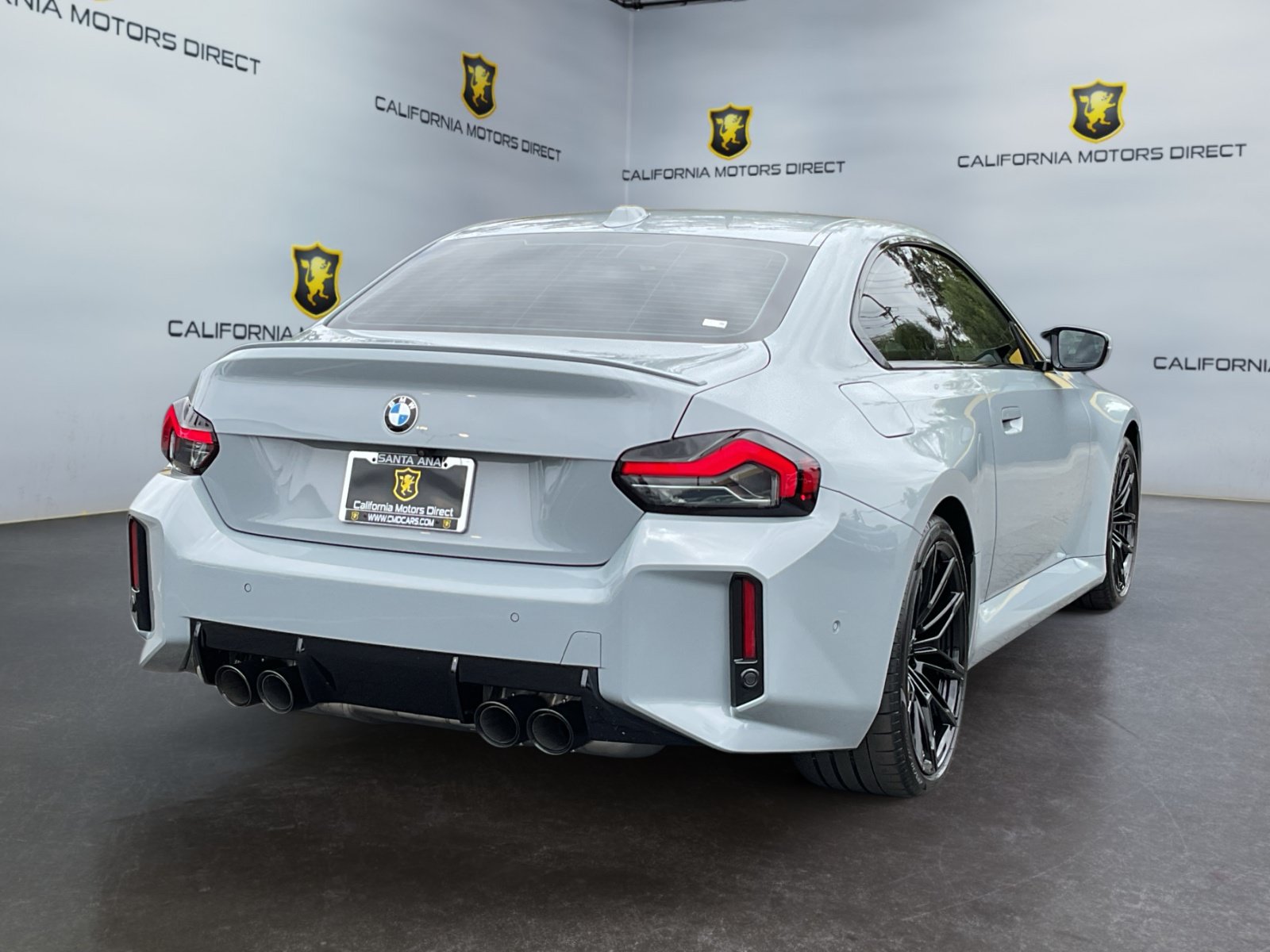 Used 2024 BMW M2 w/ Lighting Package RWD image 5