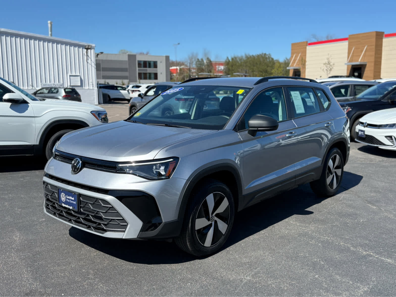 Certified 2025 Volkswagen Taos S AWD/4WD image 3