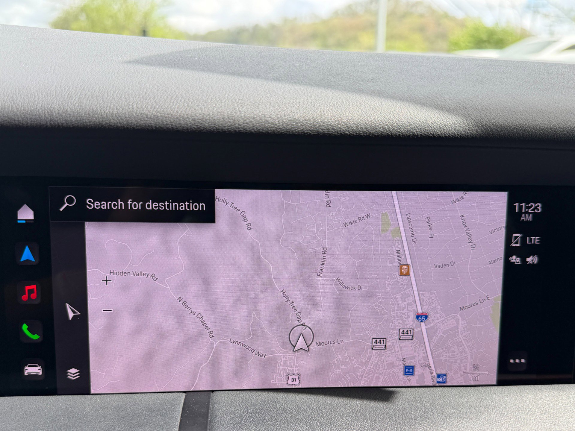 Used 2022 Porsche Taycan image 28