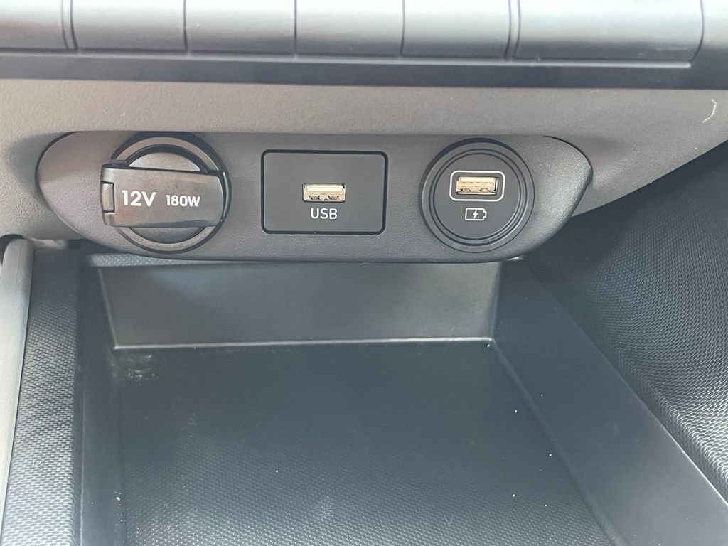 Used 2023 Hyundai Elantra SEL w/ Cargo Package FWD image 28