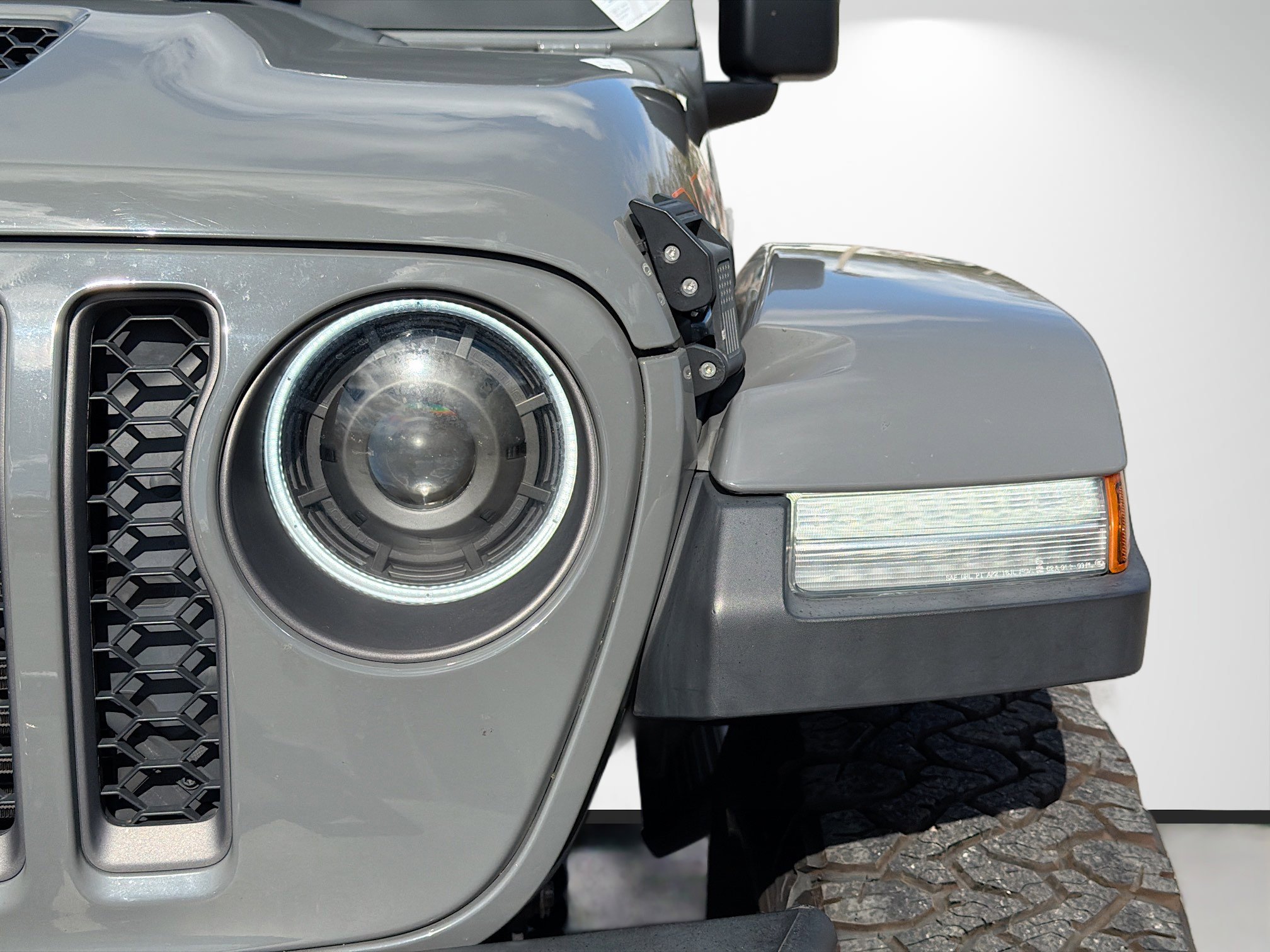 Used 2022 Jeep Gladiator Mojave image 9