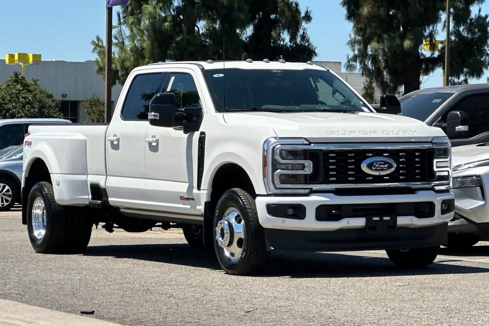 New 2026 Ford F350 Platinum AWD/4WD image 10