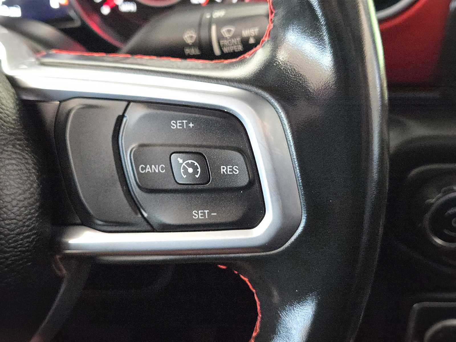 Used 2022 Jeep Gladiator Rubicon w/ Trailer Tow Package image 27