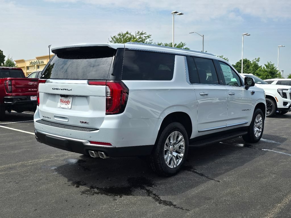 New 2026 GMC Yukon XL Denali w/ Advanced Technology Package AWD/4WD image 8