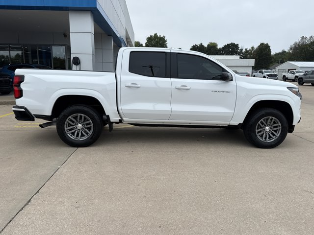 Used 2024 Chevrolet Colorado LT w/ LT Convenience Package III RWD image 2